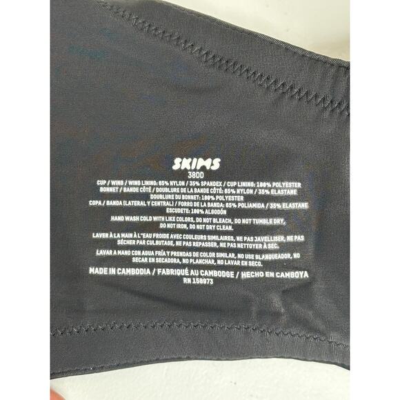 SKIMS NWT Smoothing Intimates Full Coverage Lightly Lined Bra Onyx Black 38DD - Picture 9 of 9
